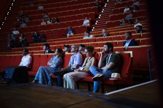 Photos — Tuesday 18 August 20
